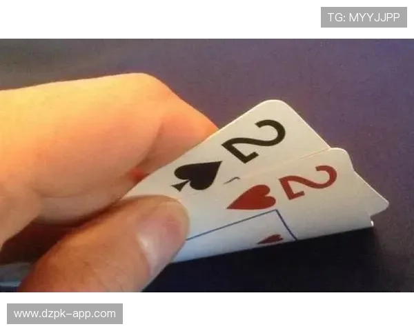 掌握德州扑克线上实战策略实现赢牌的关键技巧